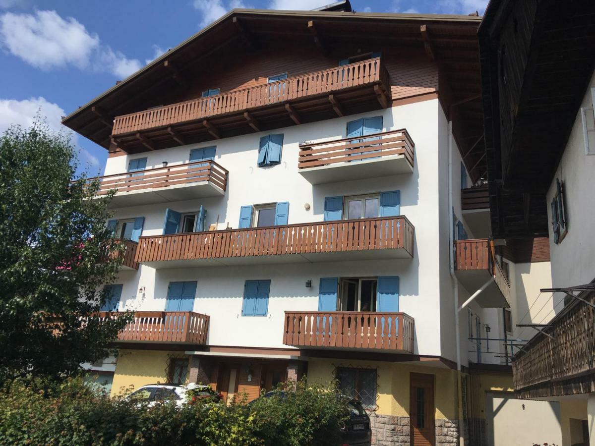 Casa Olimpia Apartment Cortina d'Ampezzo Exterior photo